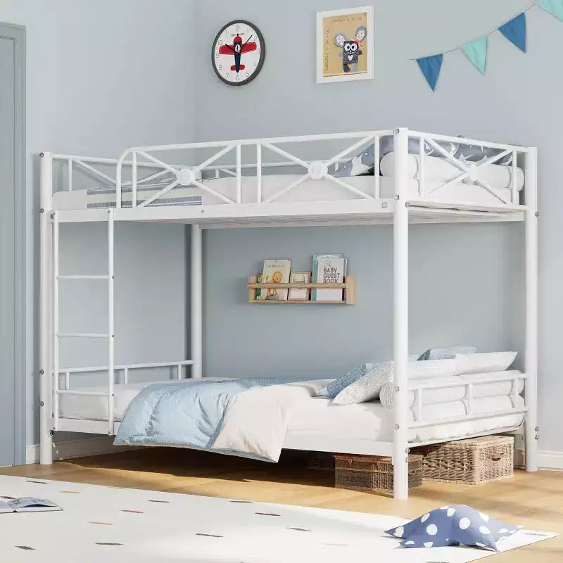 Lit superposé métallique, deux places superposées, lits superposés industriels robustes avec barres de sécurité et design peu encombrant, lit en acier pour école, chambre à coucher