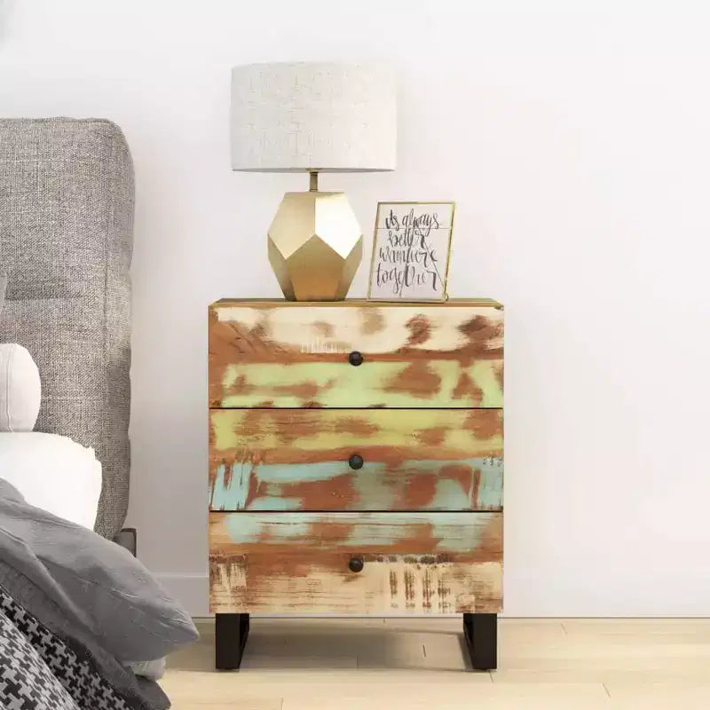 Table de chevet industrielle avec 3 tiroirs en bois massif - Bois clair